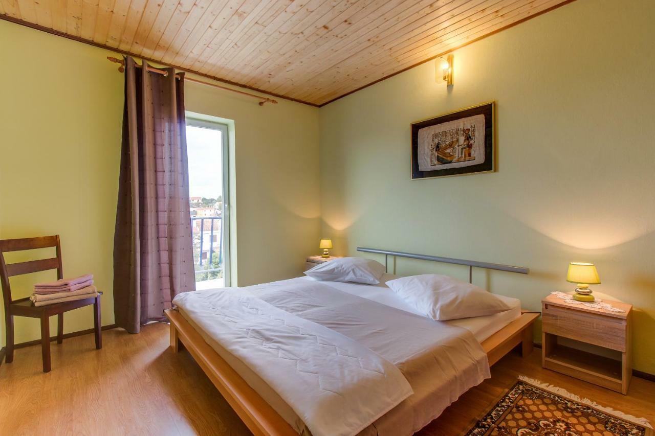 Apartment Malvina Mali Lošinj Extérieur photo